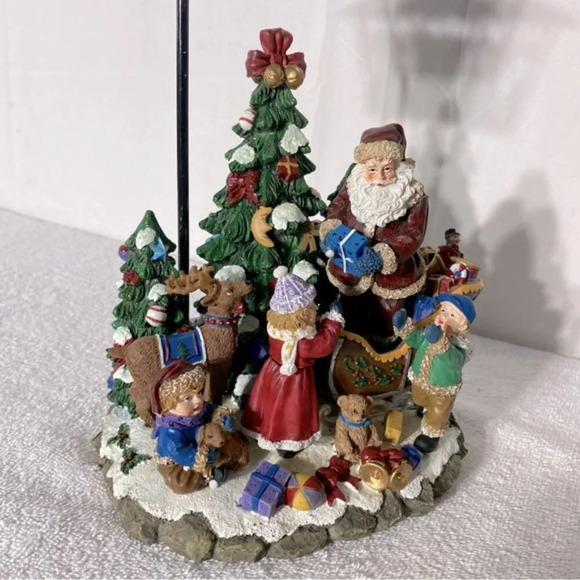 Vintage Christmas Candle Lamp Scene Santa Sleigh Toys  Kids Festive Decor - Picture 4 of 16